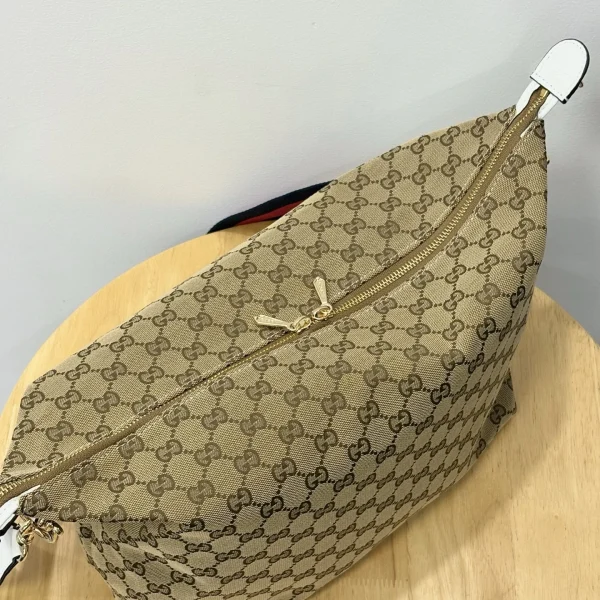 Gucci handbag - Image 2