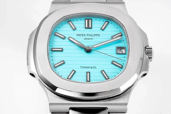 Patek Philippe (Commemorative Edition) NAUTILUS 5711/1A-018 - Image 5