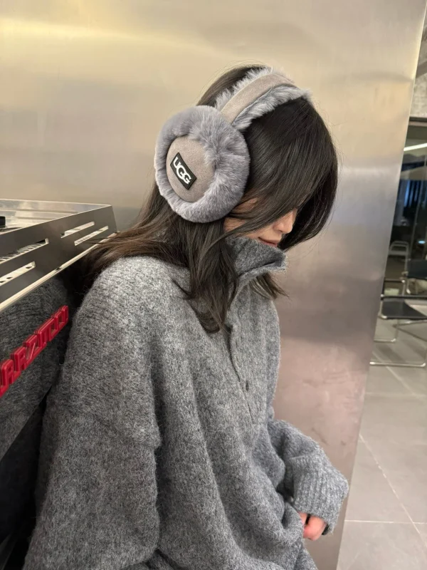 UGG Earmuffs - Image 3