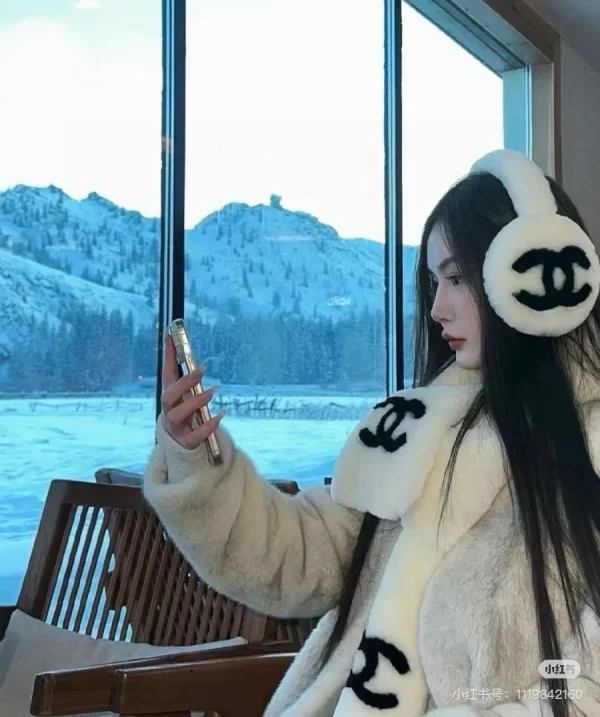 Chanel Earmuffs - Image 9