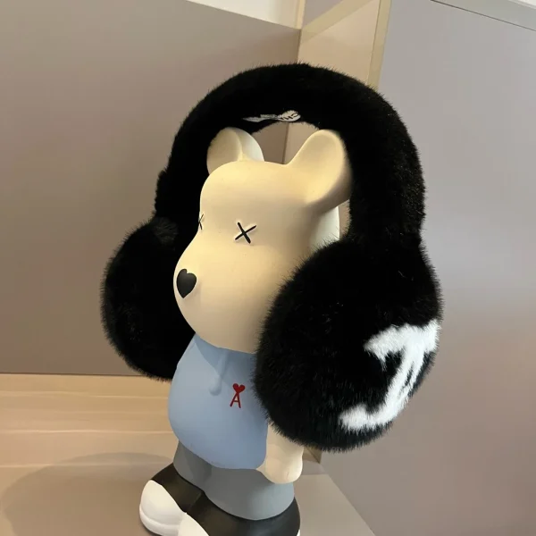 Chanel Earmuffs - Image 19