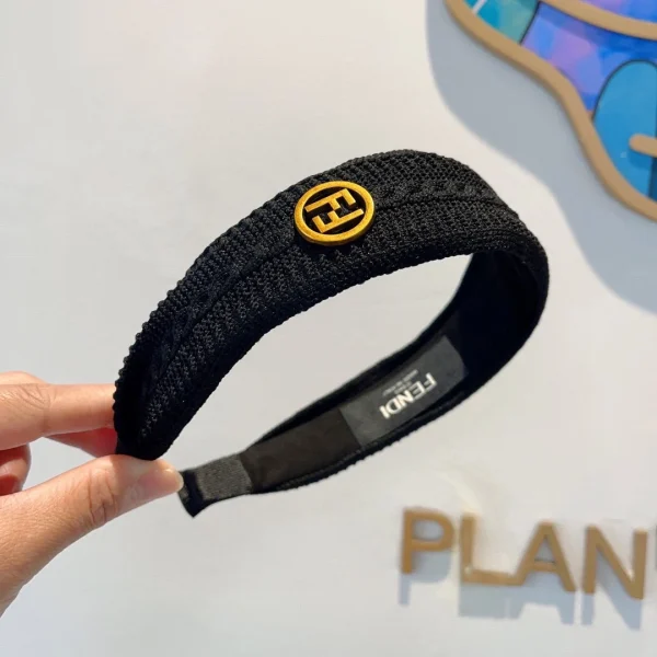 Fendi hairband - Image 2