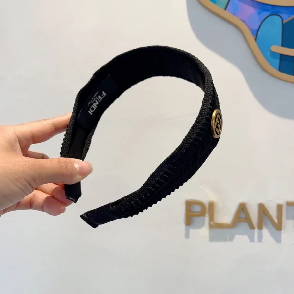 Fendi hairband - Image 3
