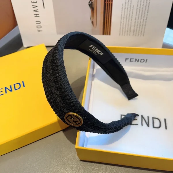 Fendi hairband - Image 4