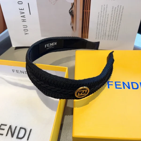 Fendi hairband - Image 5