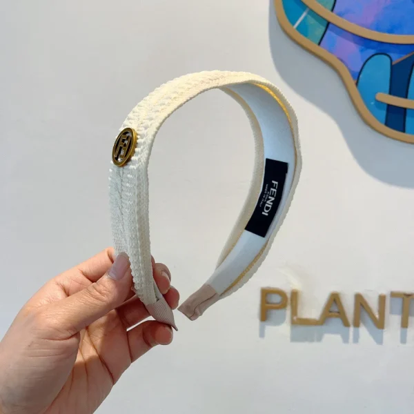 Fendi hairband - Image 12