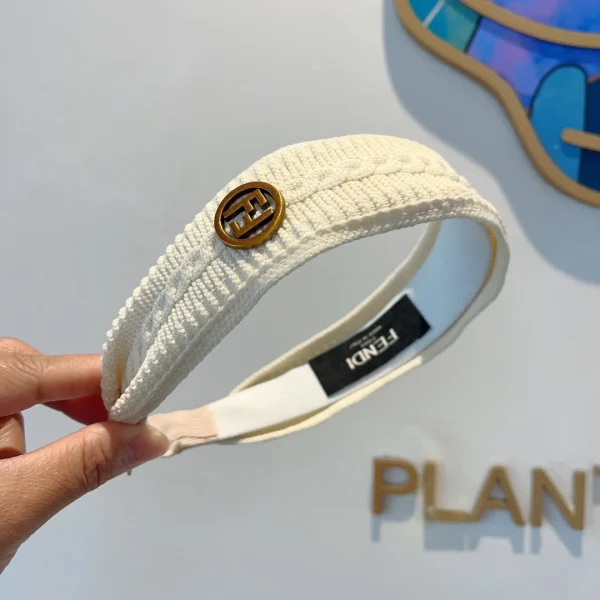 Fendi hairband - Image 18