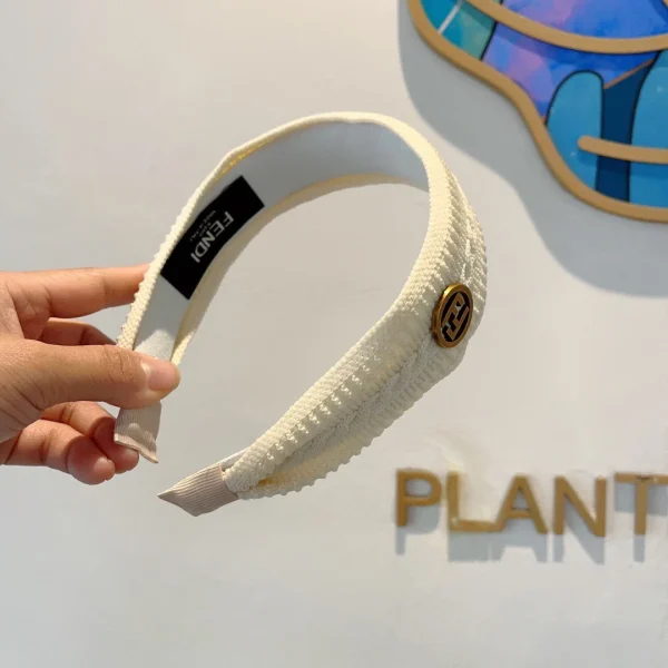 Fendi hairband - Image 14