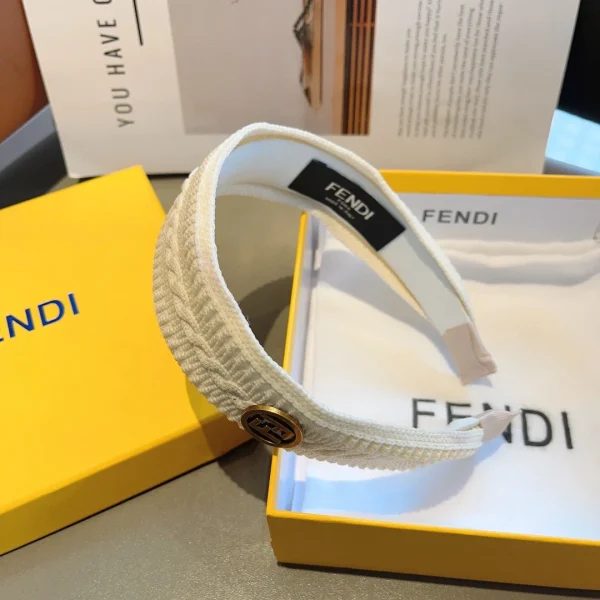 Fendi hairband - Image 8