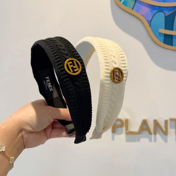Fendi hairband - Image 17
