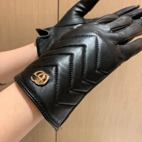 Gucci Gloves - Image 8