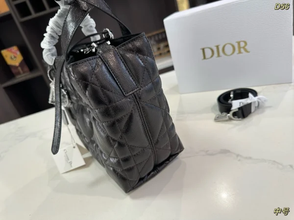 Dior Toujours Medium Size - Image 9