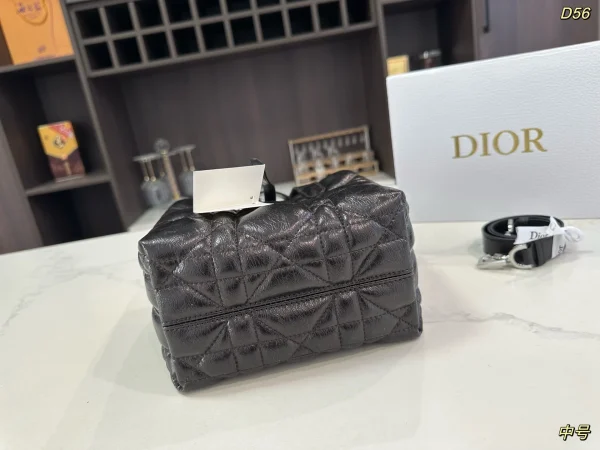 Dior Toujours Medium Size - Image 4