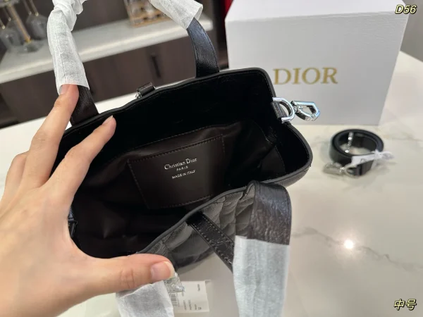 Dior Toujours Medium Size - Image 7