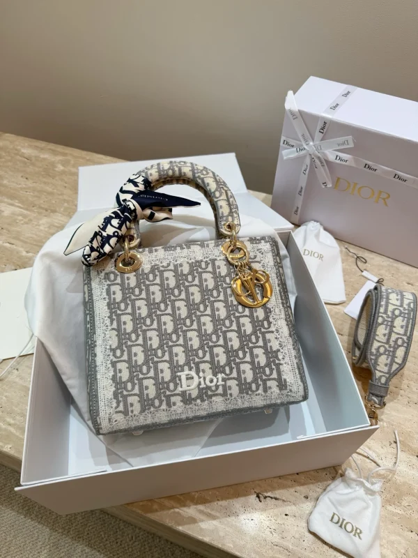 Dior Lady D-Lite - Image 9