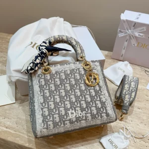 Dior Lady D-Lite