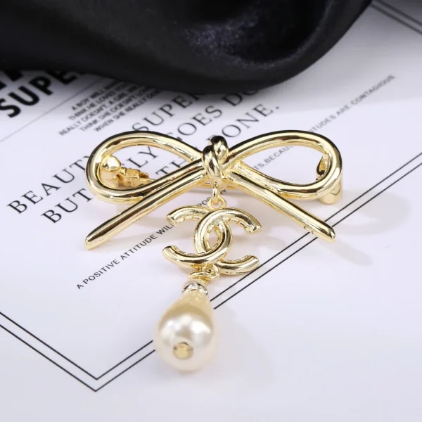Chanel Brooch - Image 8