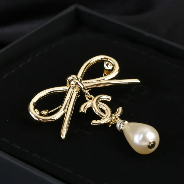 Chanel Brooch - Image 5
