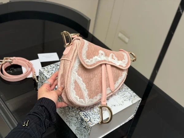 Dior Oblique Saddle Bag - Image 9