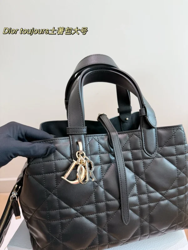 Dior Toujours - Image 3