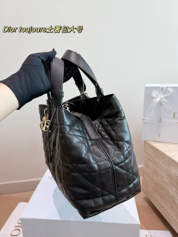Dior Toujours - Image 4
