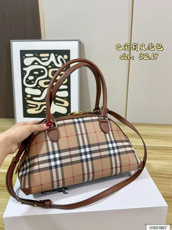 Burberry Alma - Image 4