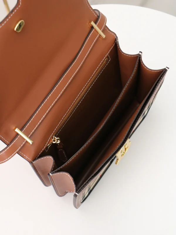 Burberry Crossbody Lock bag - Image 5