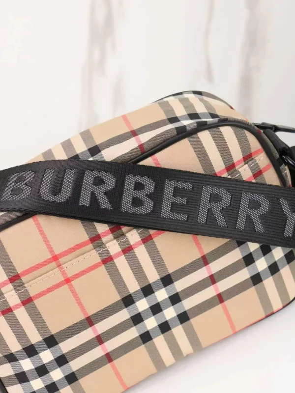 Burberry Crossbody bag - Image 6