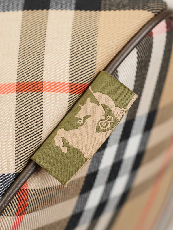 Burberry Bucket Bag - Image 4