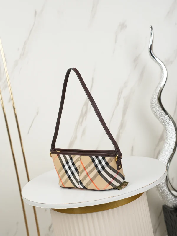 Burberry Loop Bag - Image 2