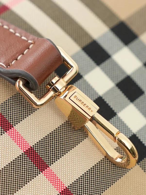 Burberry Tote Bag - Image 5