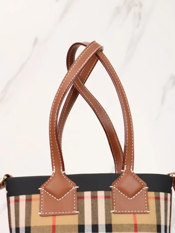 Burberry Cabbage Check Bucket Bag - Image 8